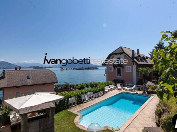 casa indipendente in vendita a Baveno