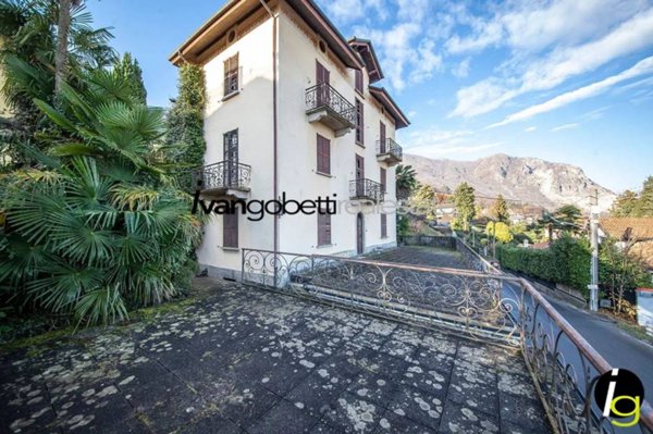 casa indipendente in vendita a Baveno