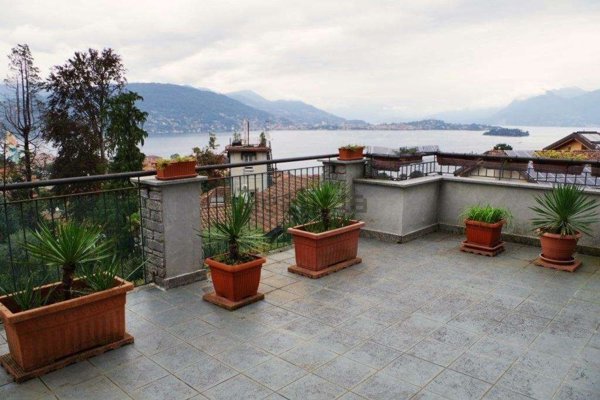 appartamento in vendita a Baveno