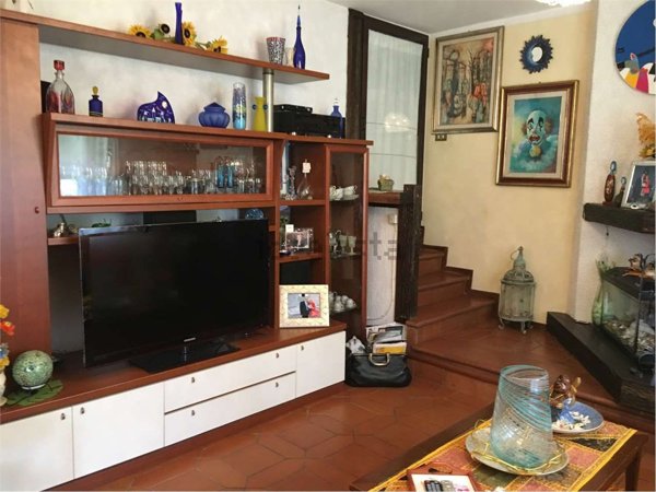 casa indipendente in vendita a Baveno in zona Feriolo