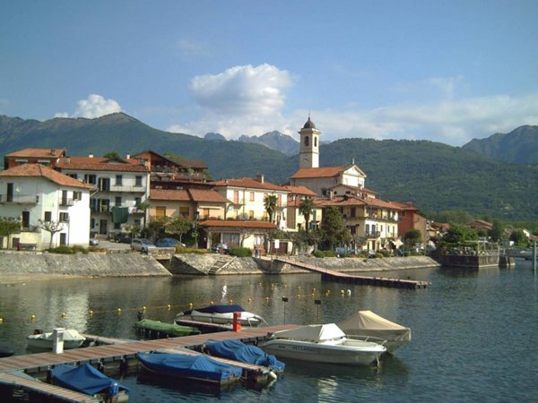 appartamento in vendita a Baveno in zona Feriolo