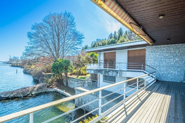 casa indipendente in vendita a Baveno in zona Feriolo