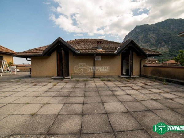appartamento in vendita a Baveno in zona Feriolo