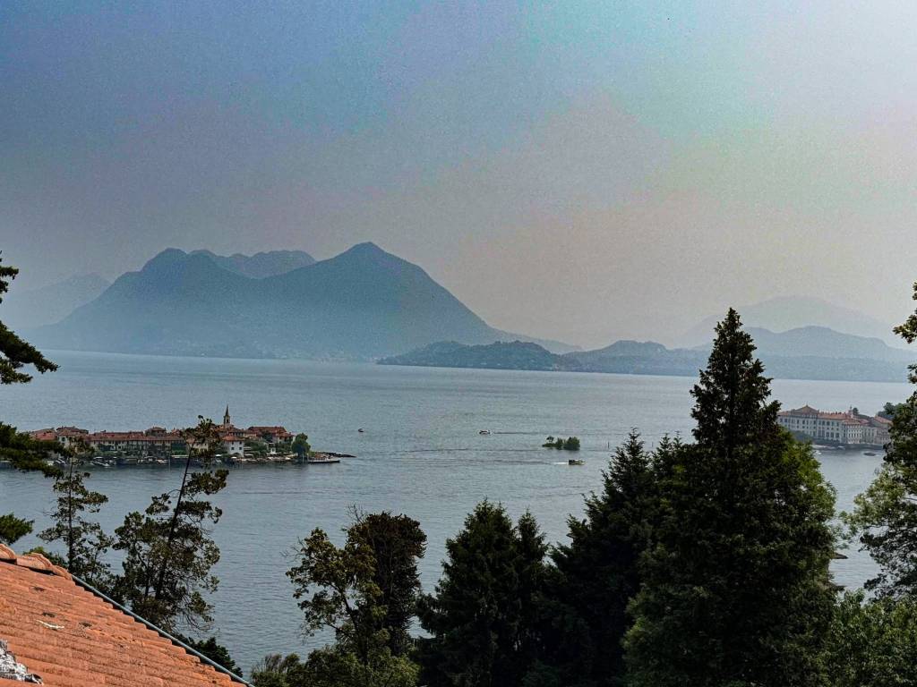 appartamento in vendita a Baveno