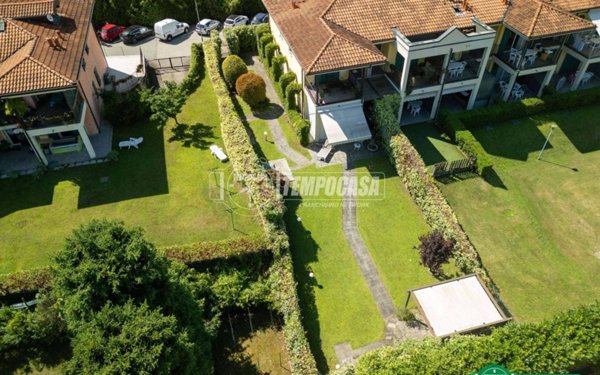 appartamento in vendita a Baveno in zona Romanico