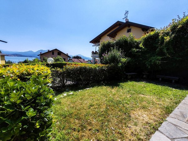 appartamento in vendita a Baveno