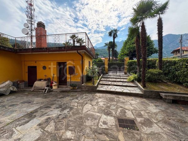 casa indipendente in vendita a Baveno