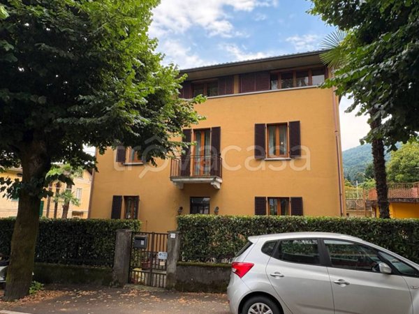 casa indipendente in vendita a Baveno