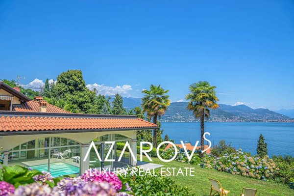 casa indipendente in vendita a Baveno