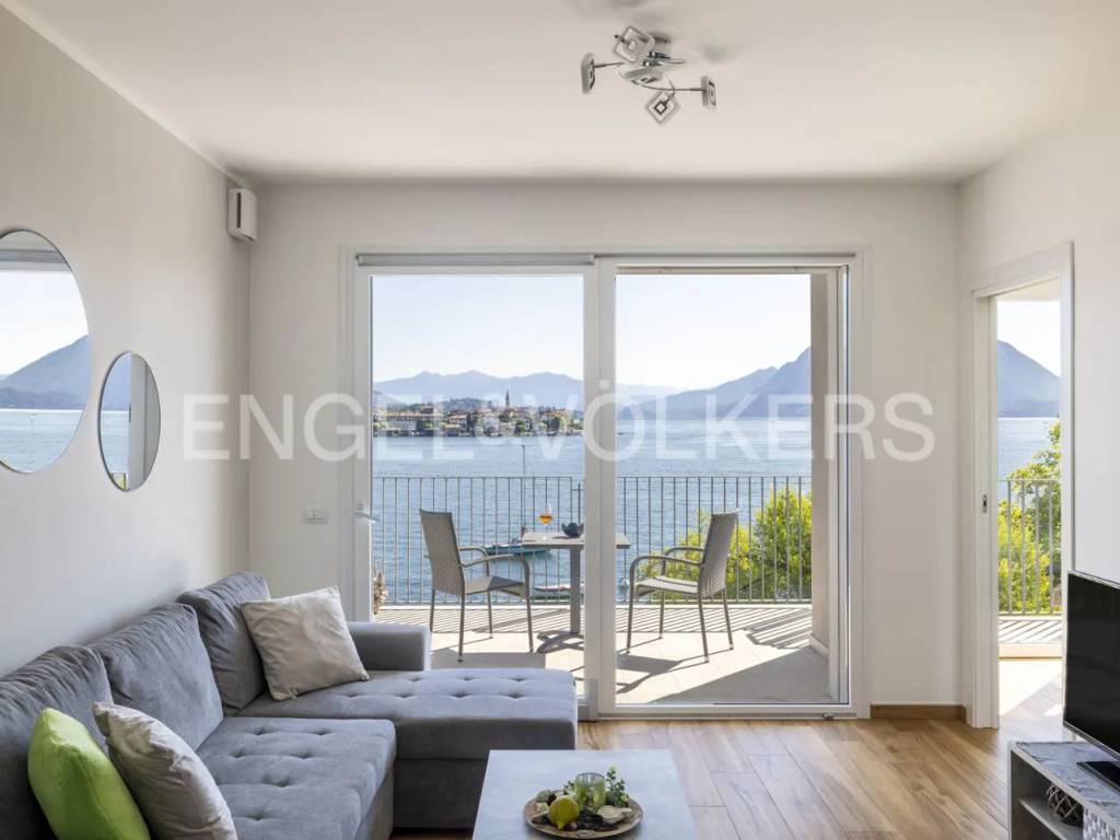 appartamento in vendita a Baveno