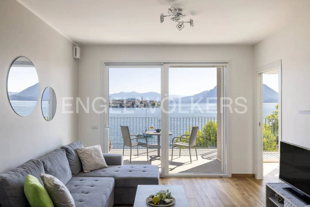 appartamento in vendita a Baveno