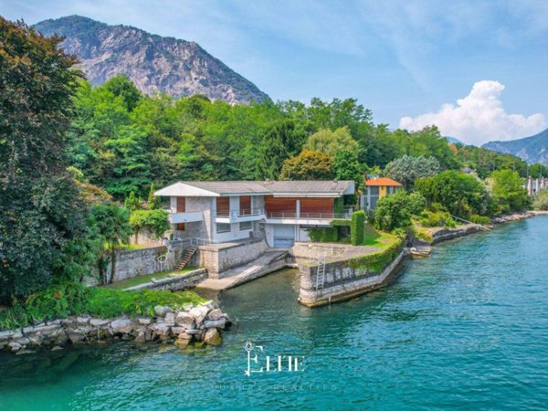 casa indipendente in vendita a Baveno