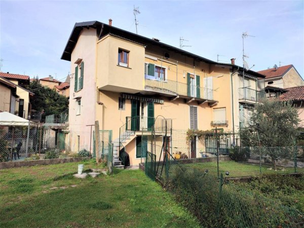 appartamento in vendita a Baveno