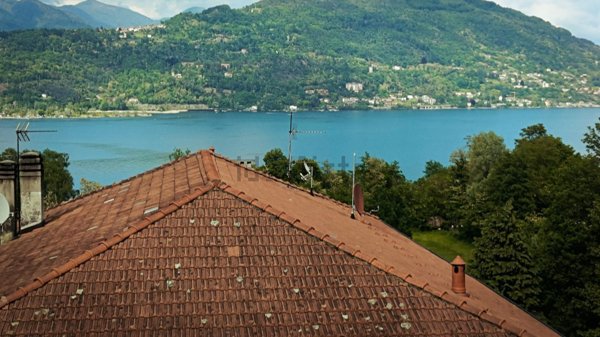 casa indipendente in vendita a Baveno
