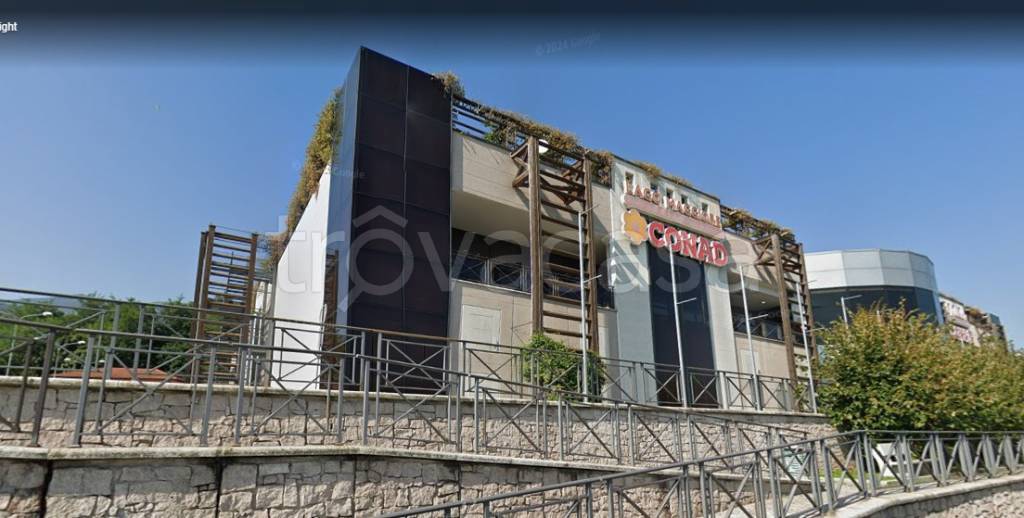 negozio in vendita a Baveno