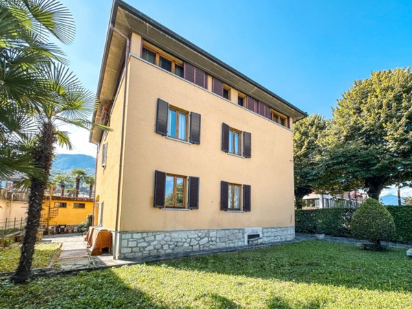 casa indipendente in vendita a Baveno