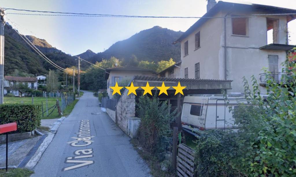 casa indipendente in vendita a Baveno in zona Feriolo