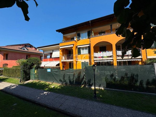 appartamento in vendita a Baveno in zona Oltrefiume