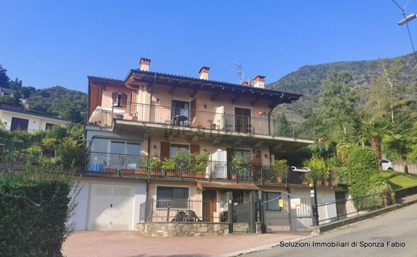 appartamento in vendita a Baveno in zona Oltrefiume