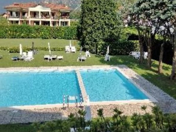 appartamento in vendita a Baveno in zona Feriolo