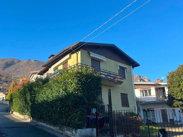 appartamento in vendita a Baveno