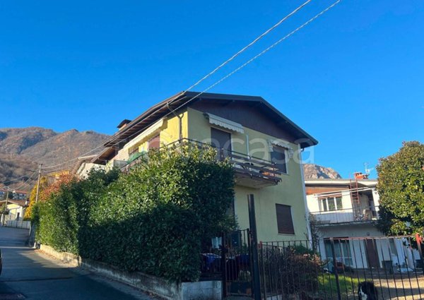 appartamento in vendita a Baveno