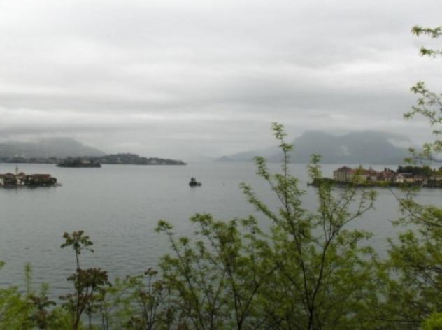 casa indipendente in vendita a Baveno