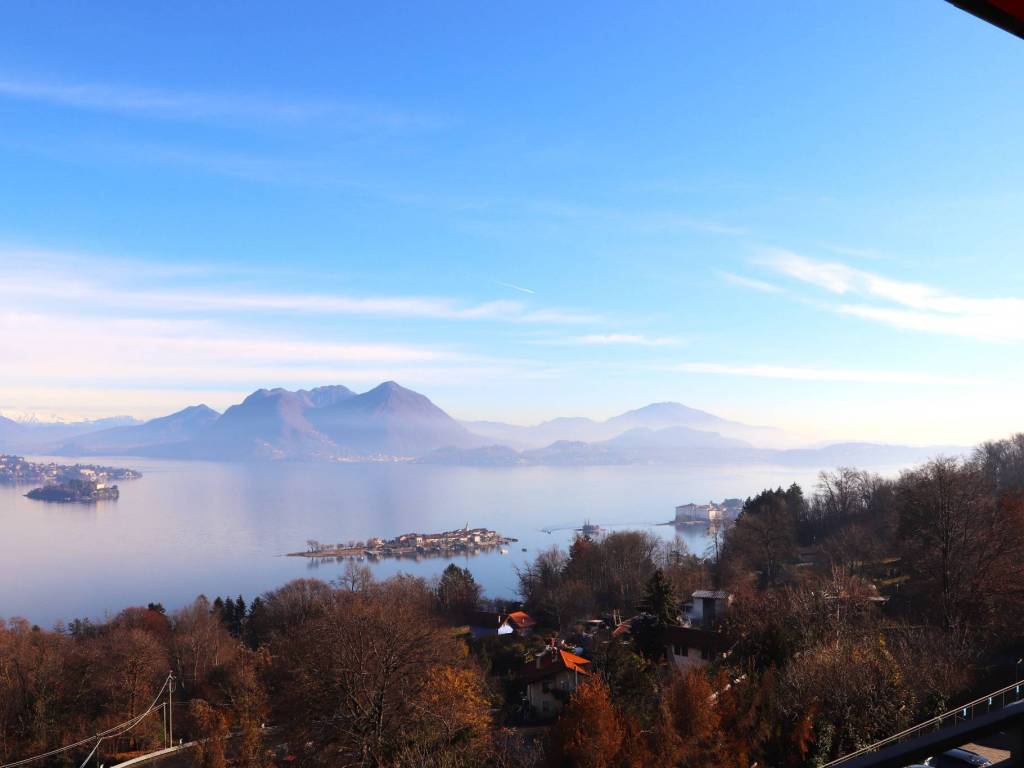 appartamento in vendita a Baveno