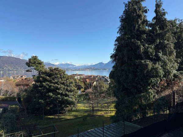 appartamento in vendita a Baveno
