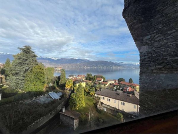 appartamento in vendita a Baveno