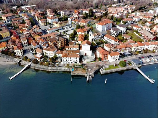 appartamento in vendita a Baveno in zona Feriolo
