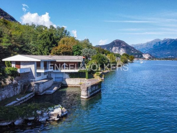 casa indipendente in vendita a Baveno in zona Feriolo