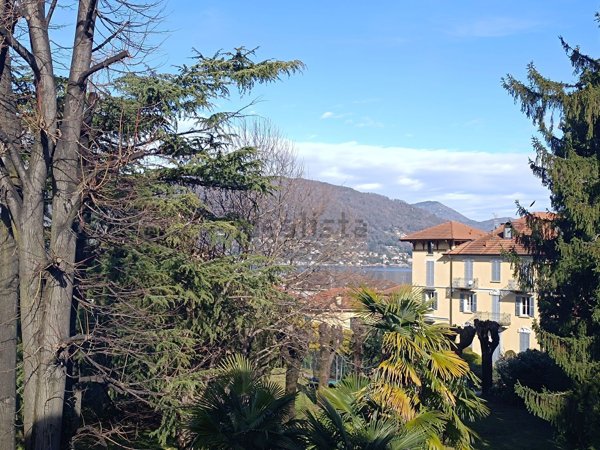 appartamento in vendita a Baveno