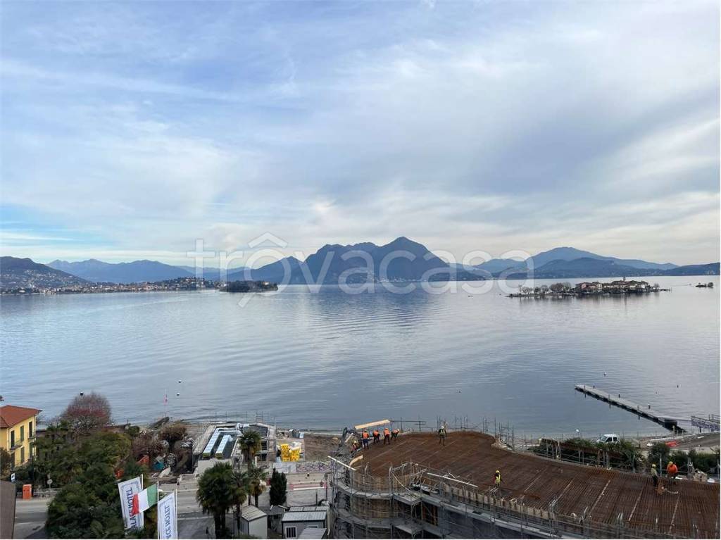 appartamento in vendita a Baveno