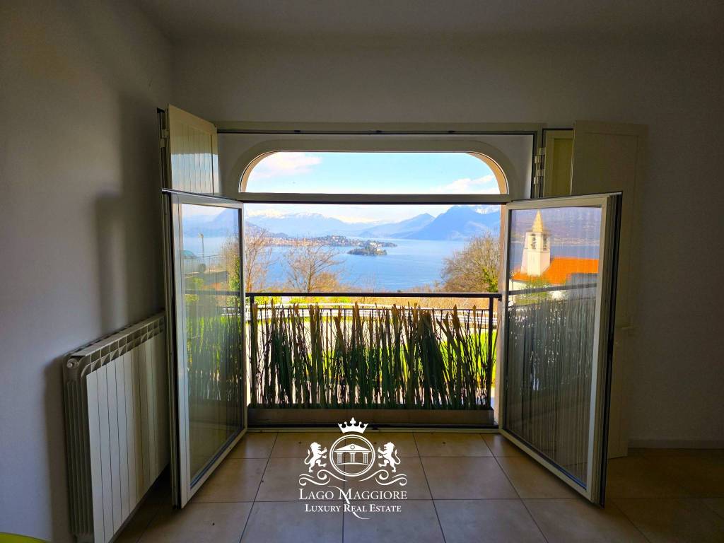 appartamento in vendita a Baveno