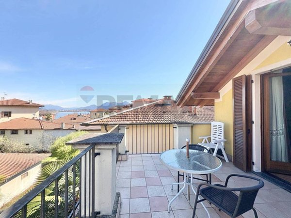 casa indipendente in vendita a Baveno