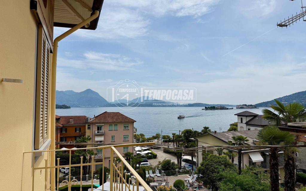 appartamento in vendita a Baveno in zona Romanico