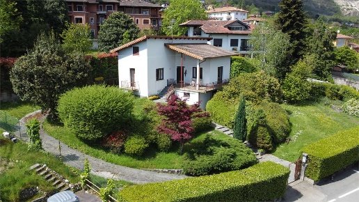 casa indipendente in vendita a Baveno in zona Oltrefiume