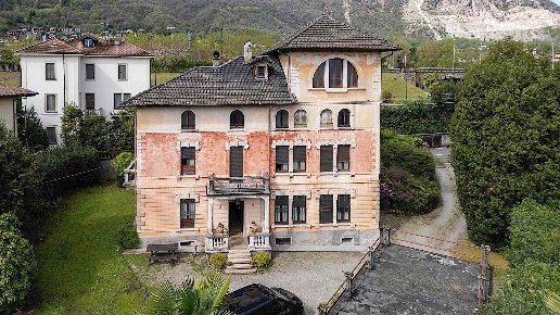 casa indipendente in vendita a Baveno in zona Romanico