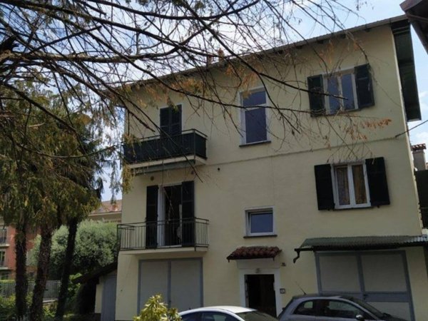 appartamento in vendita a Baveno in zona Oltrefiume