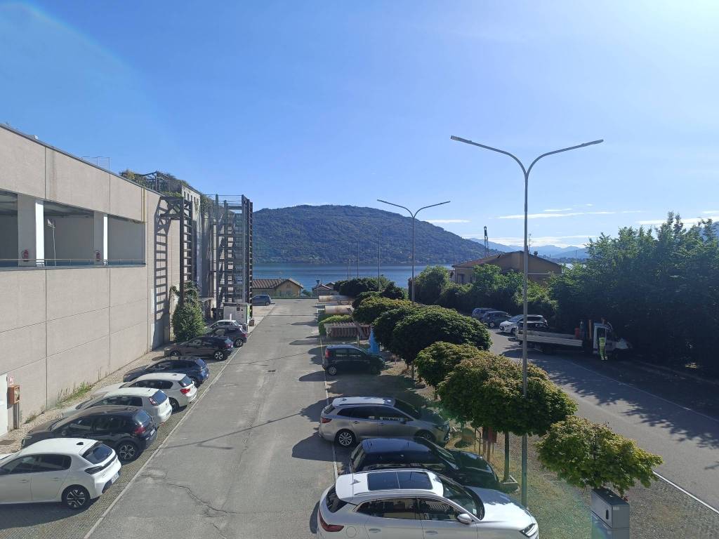 appartamento in vendita a Baveno in zona Feriolo