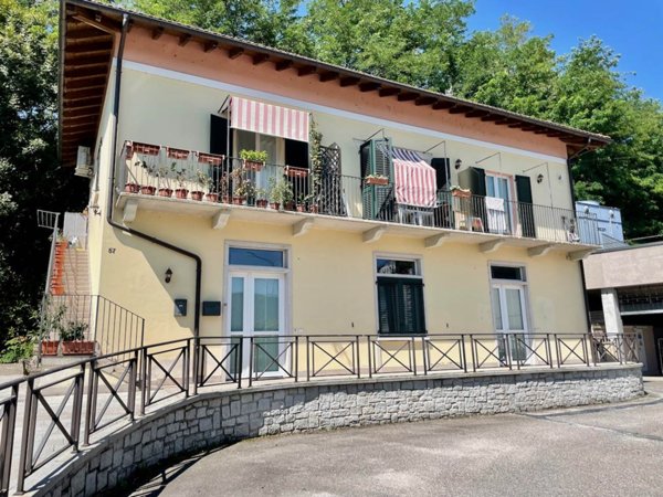 appartamento in vendita a Baveno in zona Feriolo