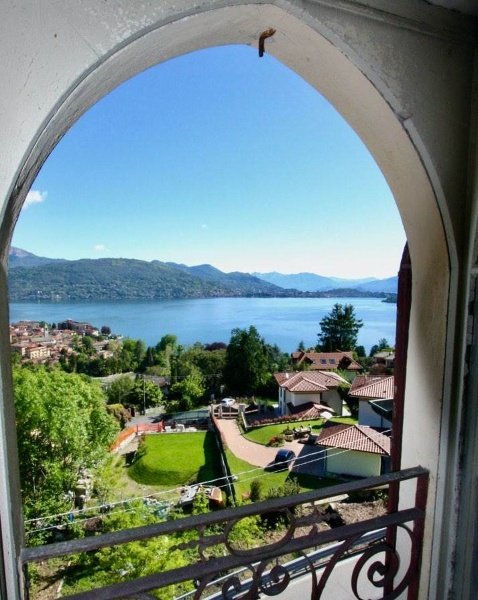 casa indipendente in vendita a Baveno in zona Romanico
