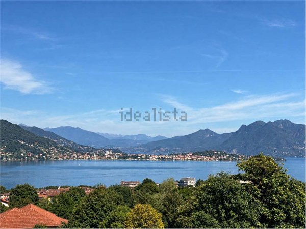 appartamento in vendita a Baveno in zona Oltrefiume