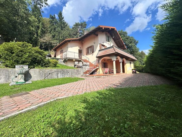 casa indipendente in vendita a Bee in zona Pian Nava