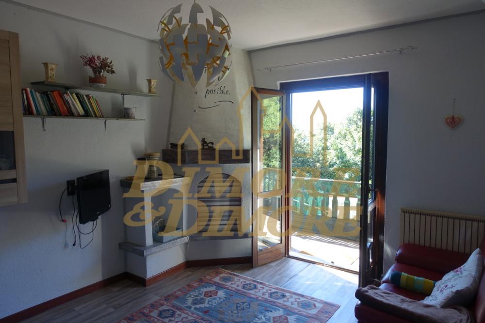 appartamento in vendita a Bee in zona Albagnano