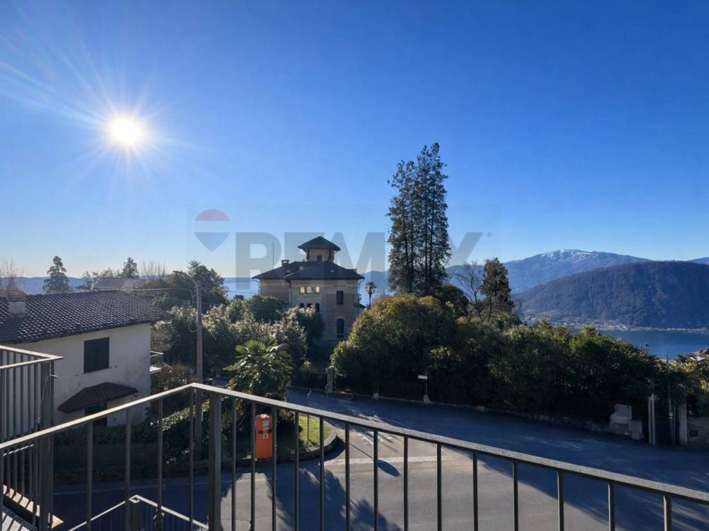 appartamento in vendita a Bee in zona Albagnano