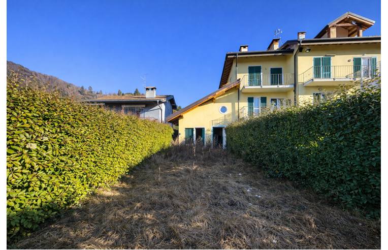 appartamento in vendita a Bee