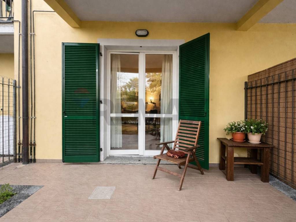 appartamento in vendita a Bee in zona Albagnano