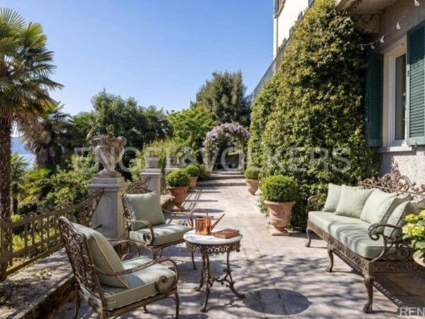 casa indipendente in vendita a Bee in zona Roncaccio